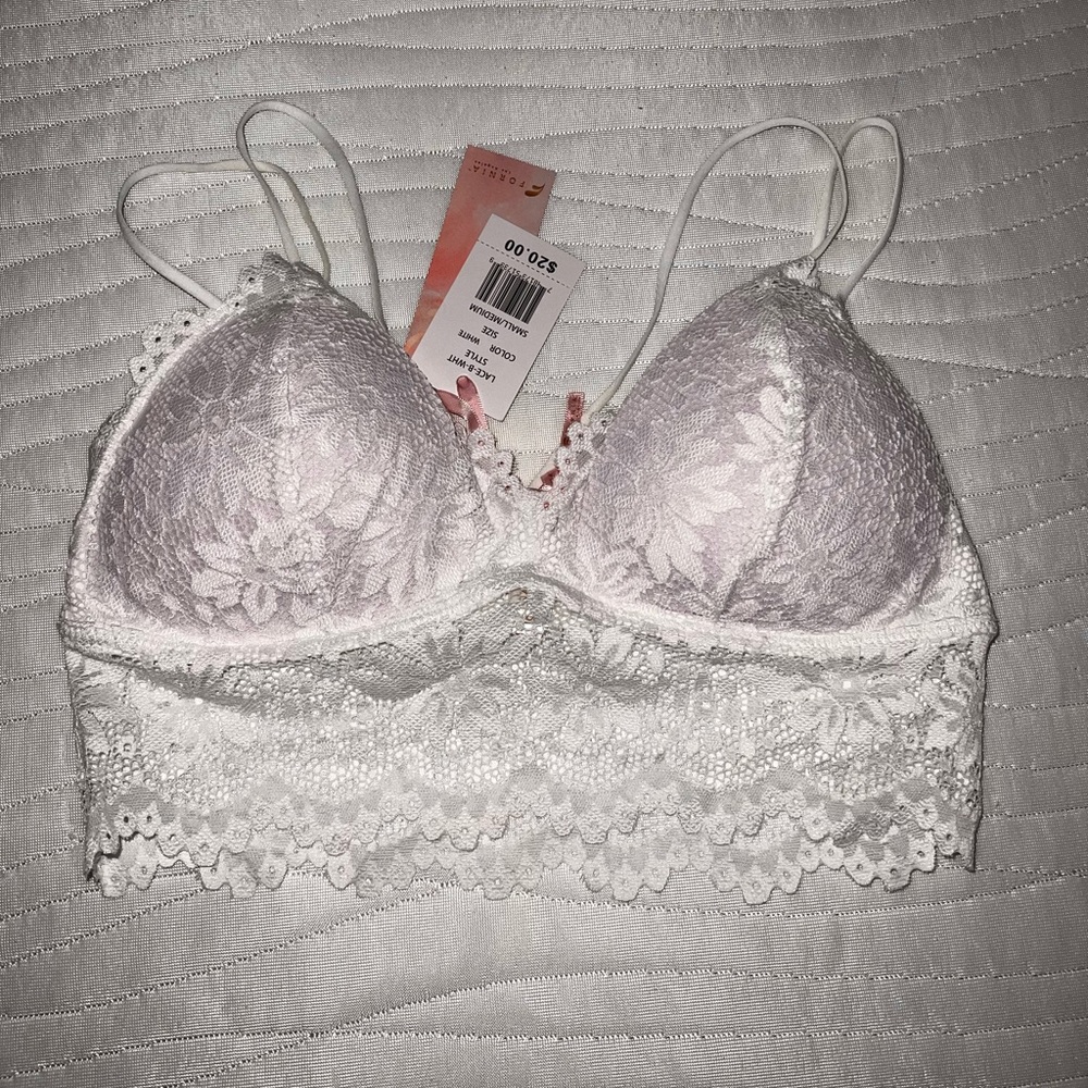 For is Los Angeles White Lace Bralette Sm/Md New with tags